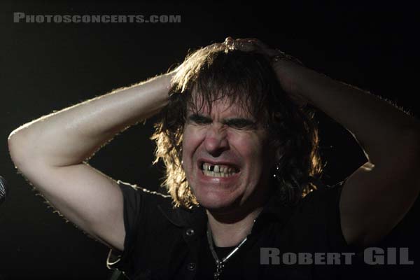 NEW MODEL ARMY - 2006-12-15 - PARIS - La Maroquinerie - 